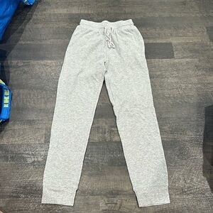 Aritzia Sunday best sweatpants
